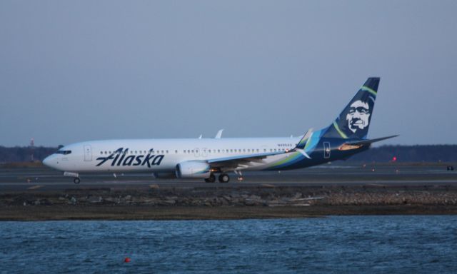 Boeing 737-900 (N495AS)