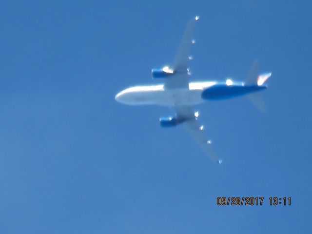 Airbus A319 (N336NV)