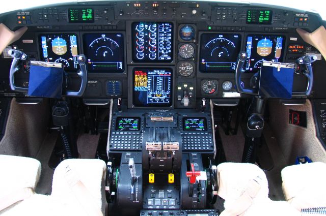 Gulfstream Aerospace Gulfstream IV — - G-IV SP cockpit.