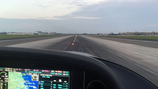 Cirrus SR-22 (N787LC) - Morning takeoff from TPA