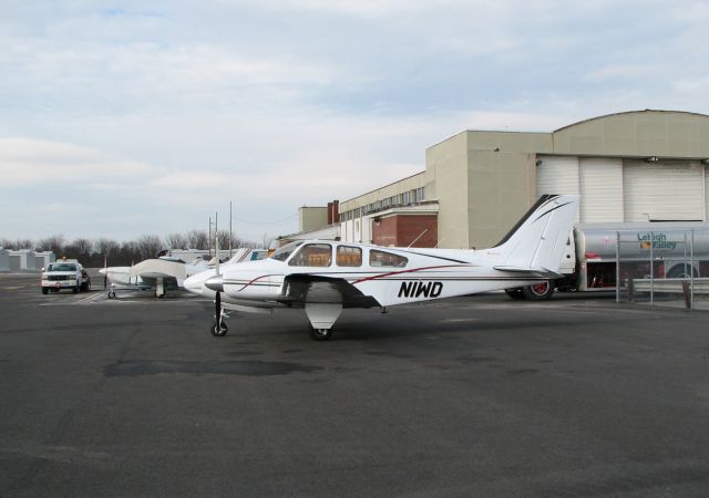 Beechcraft 55 Baron (N1WD) - at Queen City.