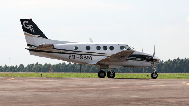 Beechcraft King Air 90 (PR-SBM)