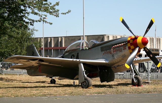 North American P-51 Mustang — - North American P-51D, Rochefort-St Agnant AFB (LFDN-RCO) in may 2011