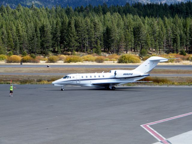 Cessna Citation X (N882KB)