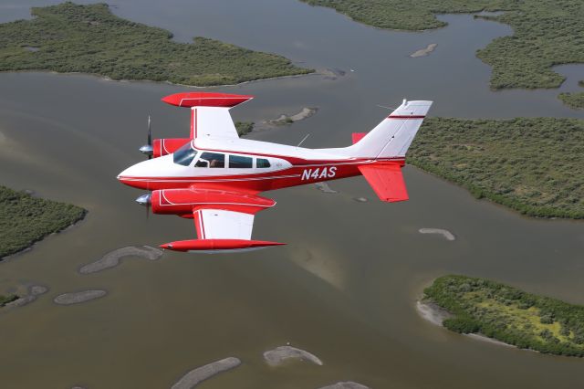 Cessna 310 (N4AS)