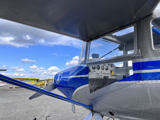 TEMCO Silvaire (N71311) - Pretty little Luscombe on amphib floats. 