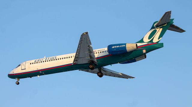 Boeing 717-200 (N993AT) - Arriving from Atlanta, GA | March 2014