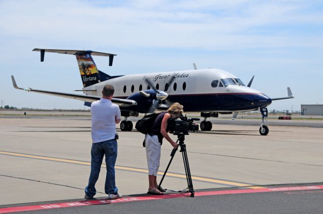 Beechcraft 1900 (N195GL)