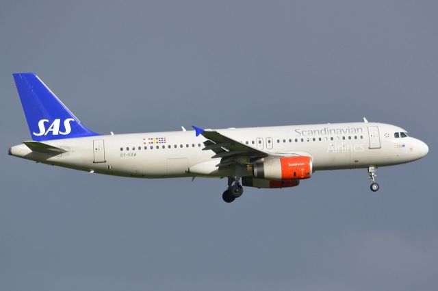 Airbus A320 (OY-KAW)