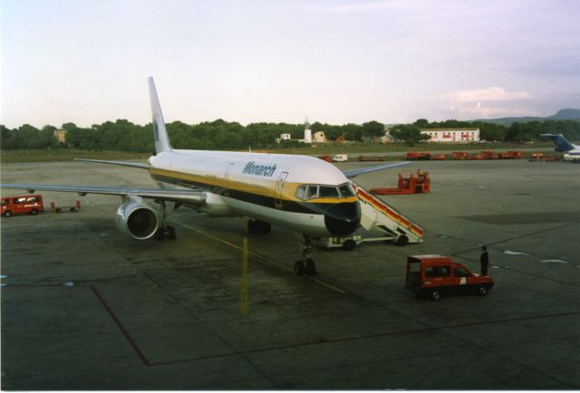 Boeing 757-200 —