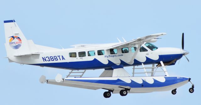 Cessna Caravan (N388TA)