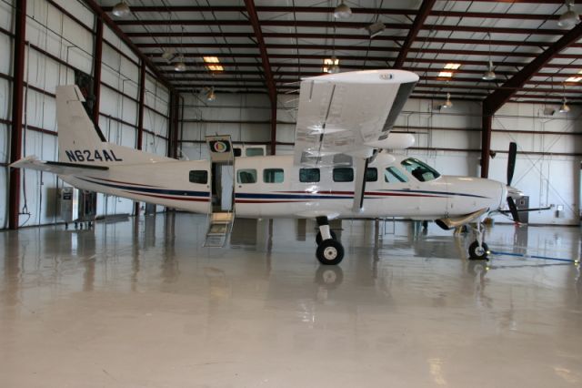 Cessna Caravan (N624AL) - ADEM