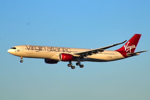 Airbus A330-900 (G-VJAZ)