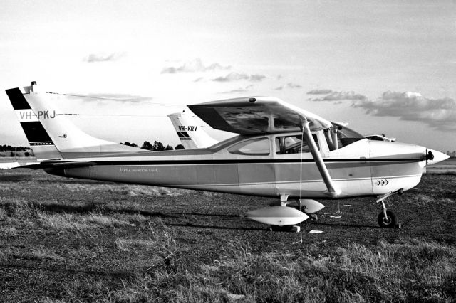 Piper Cheyenne (VH-PKJ) - ALPHA AVIATION LTD - CESSNA 182H - REG VH-PKJ (CN 182-56314) - ESSENDON AIRPORT MELBOURNE VICTORIA AUSTRALIA - YMEN 17/10/1973