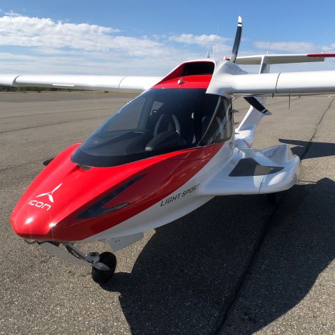 ICON A5 (N203BA)