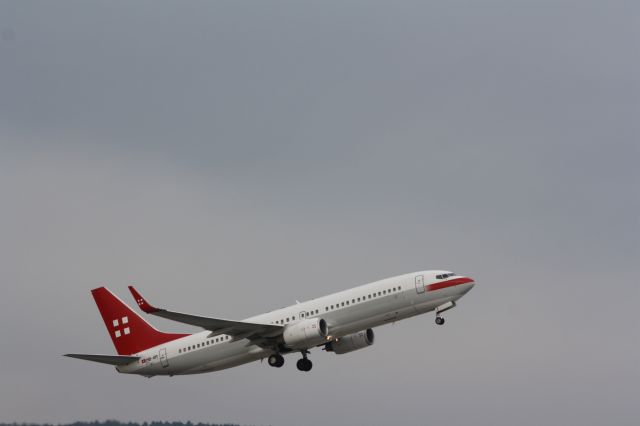 Boeing 737-800 (HB-IIR)