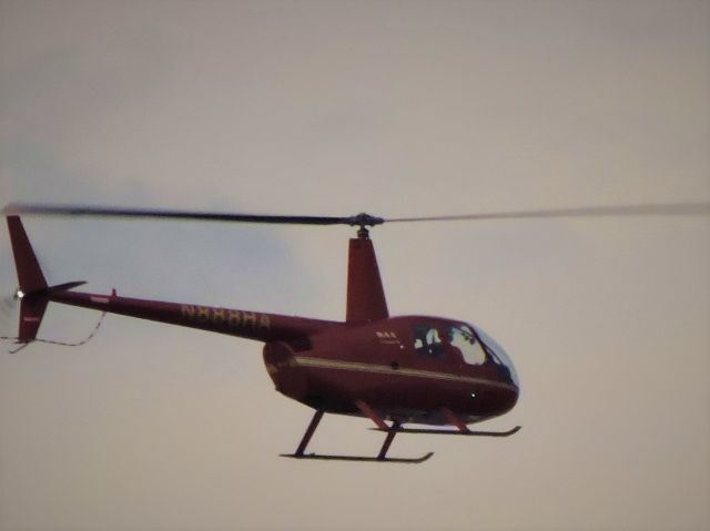 Robinson R-44 (N888HA)