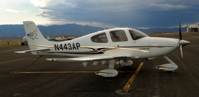 Cirrus SR-22 (N443AP)