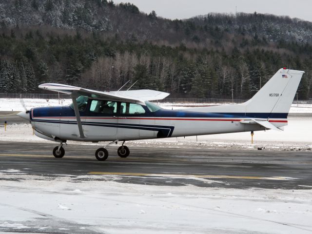 Cessna Cutlass RG (N5176R) - Taxiing out for departure.