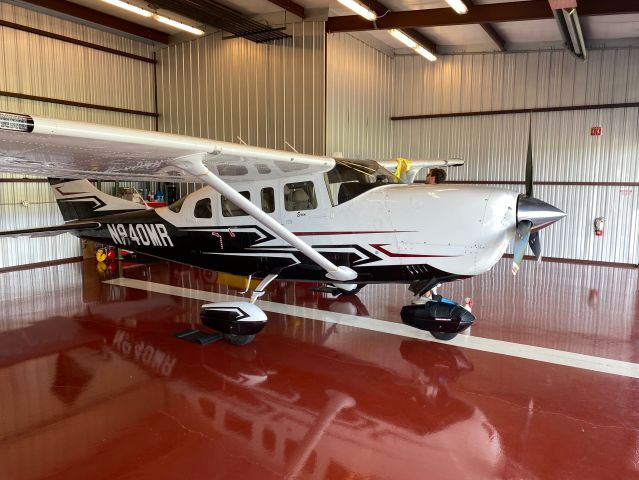 Cessna 206 Stationair (N940MR) - T206 HD Stationair resting between flights.