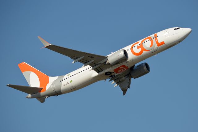 Boeing 737-700 (G-SGPD) - sorry ....PS-GPD  (registration)