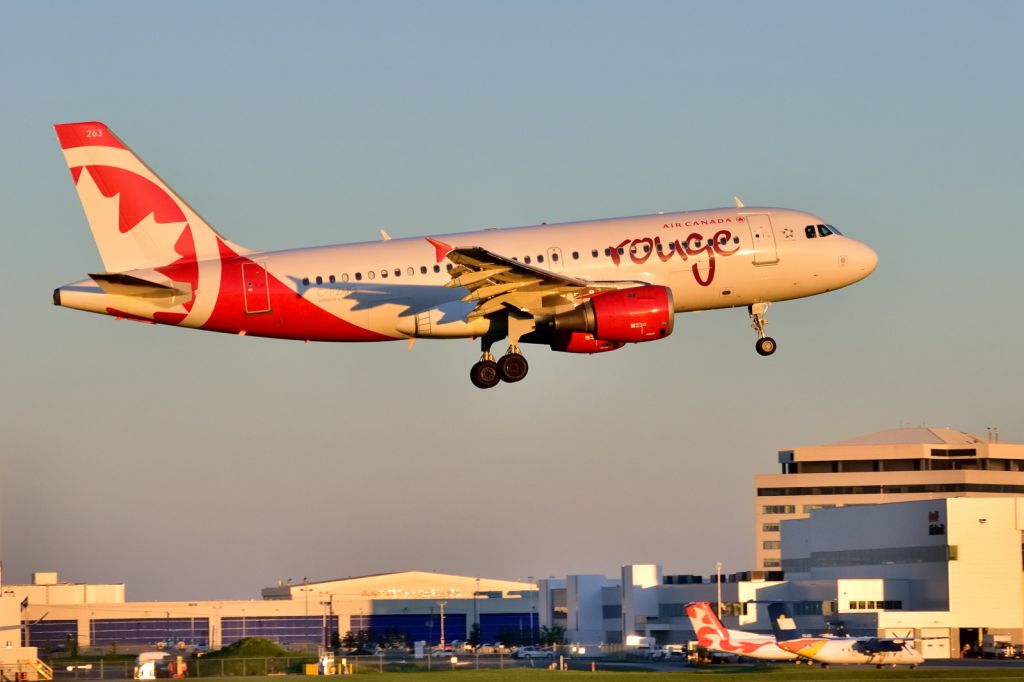 Airbus A319 (C-FZUG)