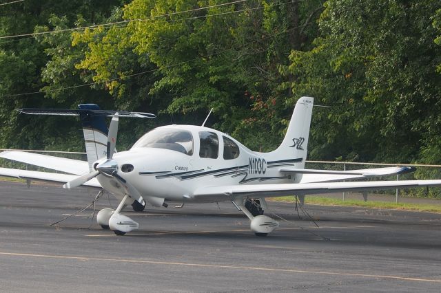 Cirrus SR-22 (N103C)