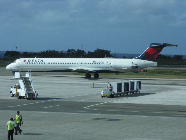 McDonnell Douglas MD-80 (N997DL)