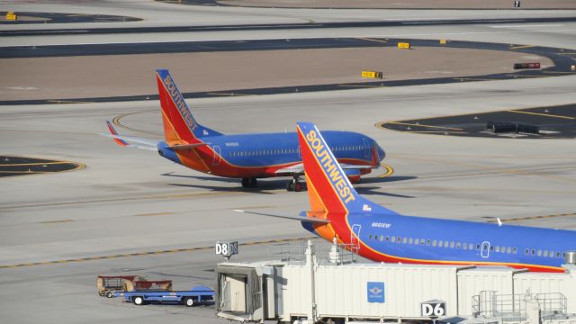 N661SW — - Pictures At PHX 5/27/11