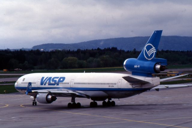 Boeing MD-11 (PP-SFA)