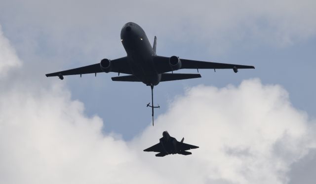 McDonnell Douglas DC-10 (85-0034) - Demo pass with the F-22 in tow, shot at Airventure 2018