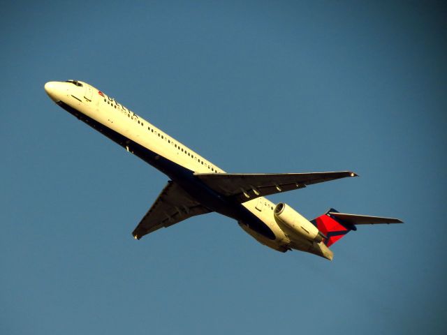 McDonnell Douglas MD-88 (N918DL)