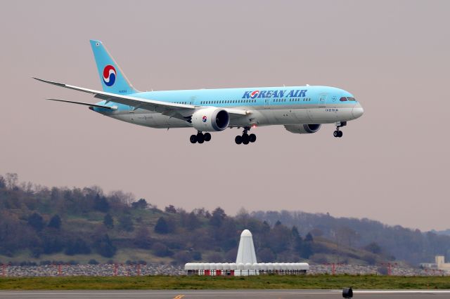 Boeing 787-8 (HL8084) - 'Koreanair 91' arriving from Seoul Incheon International Airport
