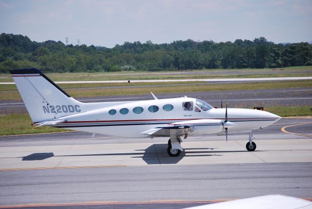 Cessna Chancellor (N220DC) - 8/23/09