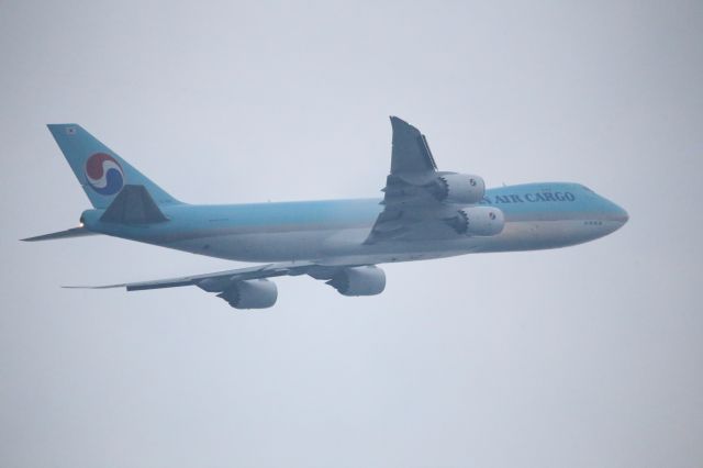 BOEING 747-8 (HL7629)