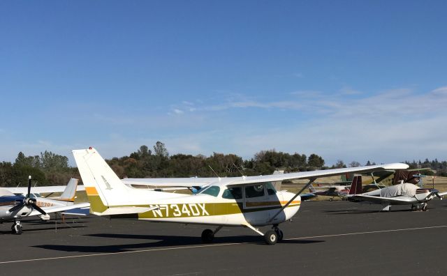 Cessna Skyhawk (N734DX)