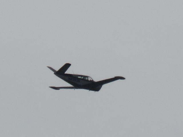 Beechcraft 35 Bonanza (N4292B)