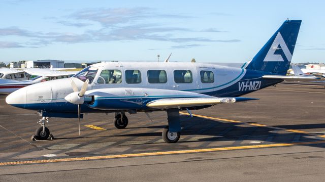 Piper Navajo (VH-MZI) - Parked up outside its hangar at Archerfield Airport, Brisbane is Air Link Piper 31