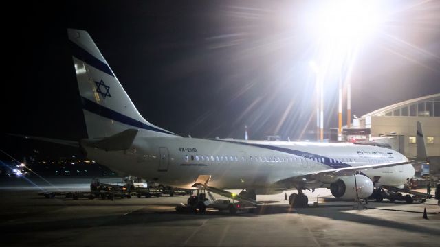 Boeing 737-900 (4X-EHD)
