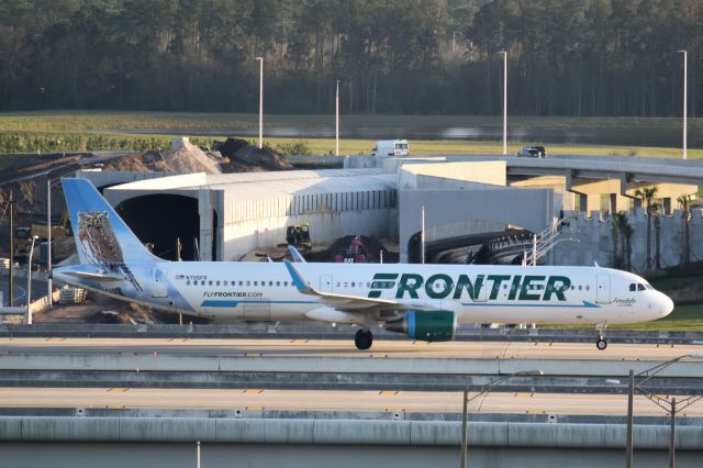 Airbus A321 (N705FR)