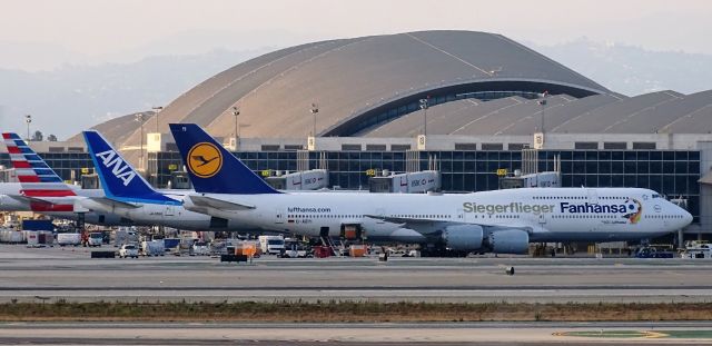 BOEING 747-8 (D-ABYI)