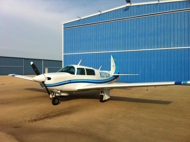 Mooney M-20 (N3703H)