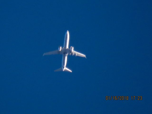 Boeing 737-900 (N423AS)