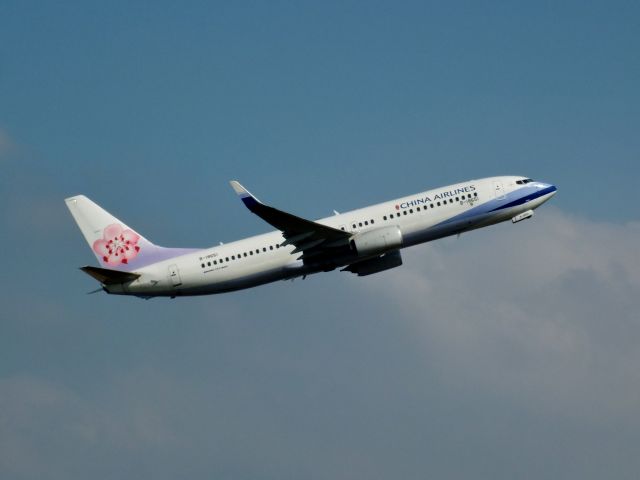 Boeing 737-800 (B-18651)