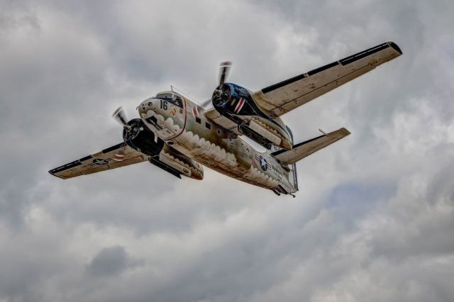 Grumman C-1 Trader (N778SR) - A C-1 Trader owned by Dan Serrato takes off on runway 13 at the LaGrange Callaway airport in LaGrange, Georgia.