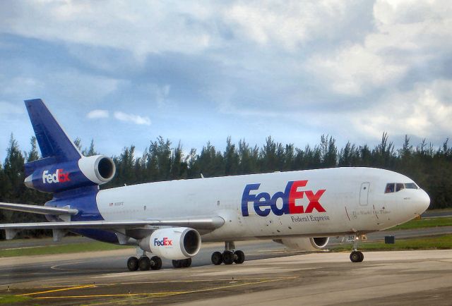 McDonnell Douglas DC-10 (N312FE) - FedEx - Federal Express Boeing MD-10-30F N312FE (cn 48300/433) "Angela"  San Juan - Luis Muñoz Marin International (SJU/TJSJ) - Puerto Rico  October 4, 2007 Foto por Tomás Del Coro