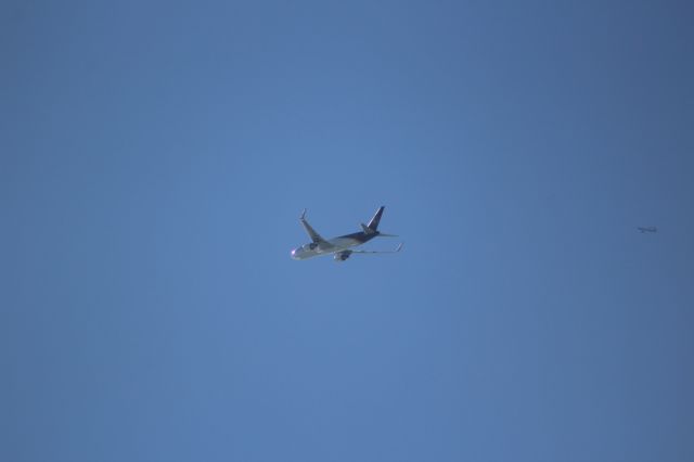 BOEING 767-300 (N350UP)