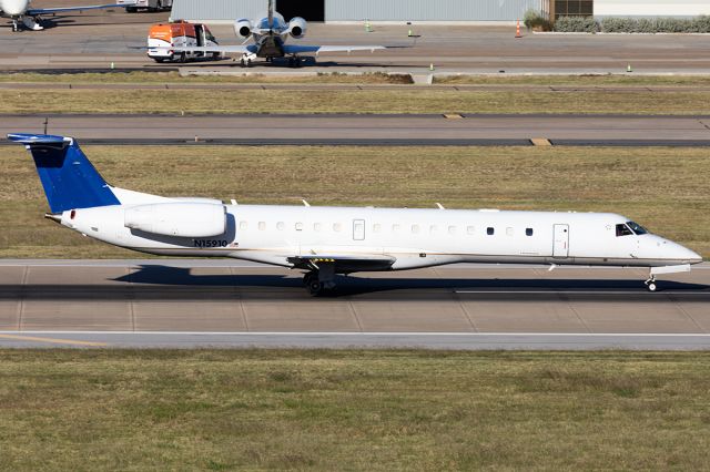 Embraer ERJ-145 (N15910)