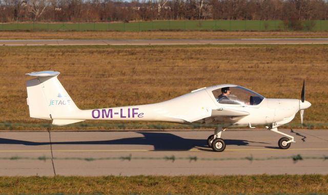 Diamond DA-20 (OM-LIF)