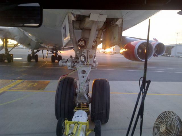 Boeing 747-400 (G-VWOW) - Pushback!